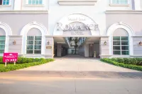 Romance Hotel Srinakarin メガバンナー周辺のホテル