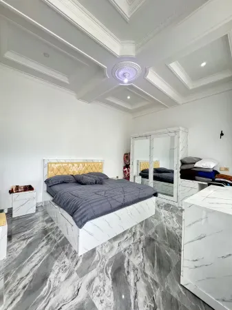 Teras Luhur Villa dengan Jacuzzi Отели рядом с достопримечательностью «Prabu Geusan Ulun Museum»