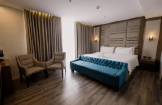 El Vistra Hotel Angeles