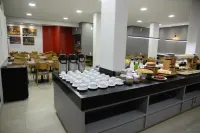 Carlton Plaza Hotel Uberlandia - Frühstück