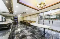 Modern Business Hotel - breakfast