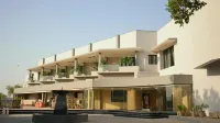 RT Grace Royal Taj Hotel Sukkur - ジム
