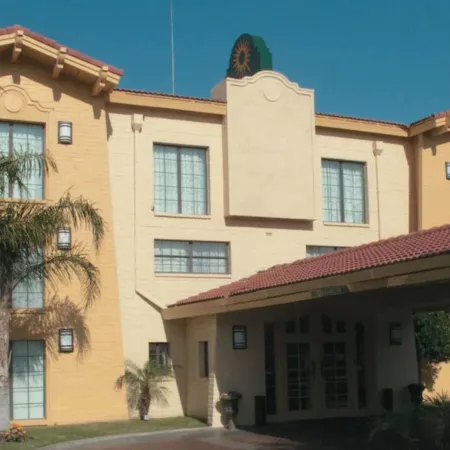 La Quinta Inn by Wyndham Bakersfield South