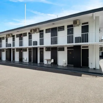 Kingsway Motel Geelong Hotels near The Carousel