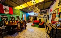 Valle Verde, Hostel & Camping