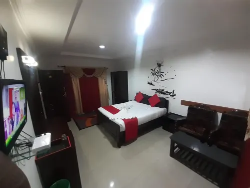 Kurinji Residency - Hot Tub