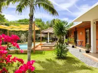 Halamanan Residences - Виллы