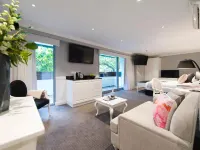 Canberra Rex Hotel Hotels near كازينو كانبرا