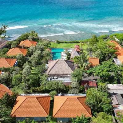 Uluwatu Cottages Hôtels à proximité de : Plage de Suluban