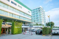 Viang Tak Riverside Hotel - parking
