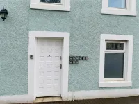 Irvine Riverside Guesthouse Hotels in 