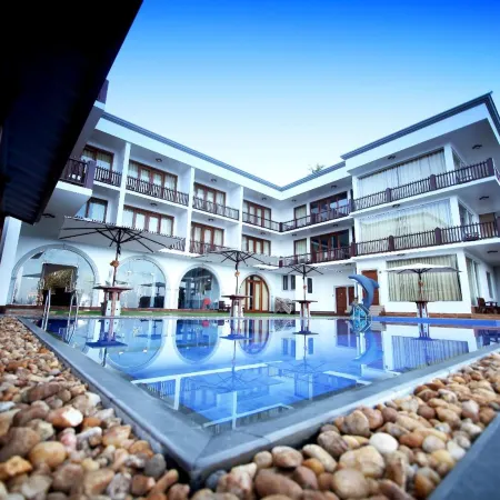 Watergate resort