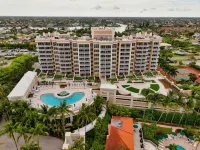 Marco Beach Ocean Suites - Apartments