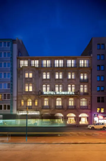 ホテル モノポール フランクフルト中央駅周辺のホテル
