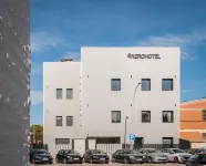 Aerohotel Barcelona Airport 24h Hotels near Llobregat Delta
