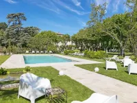 Demeures et Châteaux Hôtel l'Hermitage - Pools