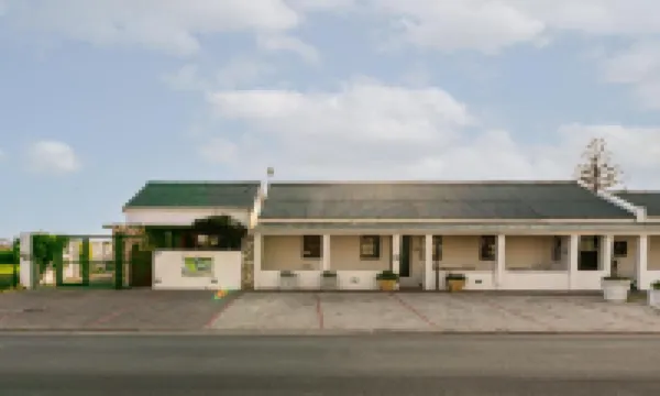 朗戈班風箏小屋酒店