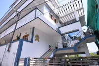 The Hook Bnb - Balcony