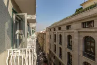 The Boutique Napoli Suite