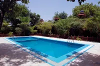 Bundelkhand Riverside - Pools