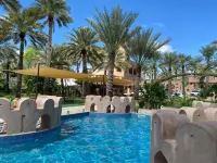 Aldar Inn - プール