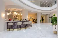 Ramada by Wyndham Bucharest Otopeni Airport Hotels in Otopeni