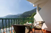 Sterling Nainital - Mountain view