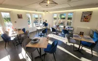 Kyriad Bellegarde - GENÈVE - Desayuno