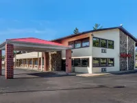 Econo Lodge Hotels in Wayne County