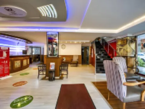 Kozan City Hotel โรงแรมในอิซมีร์