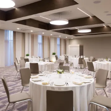 Hilton Garden Inn Orenburg (Хилтон Гарден Инн Оренбург)