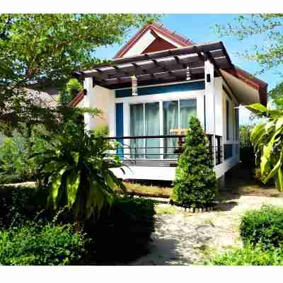 นิธิพร รีสอร์ท Hotel Exterior