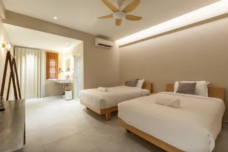 Kontor Villa - 2 mins TC | Private Bathtub | Pool Отели рядом с достопримечательностью «Мечеть Султана Ахмад Шаха»