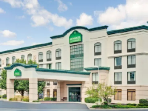 Wingate by Wyndham Cincinnati/Blue Ash Hotels in Blue Ash