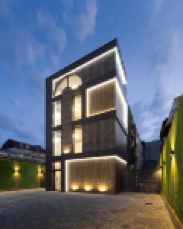 Zara Hotel Hotels in 