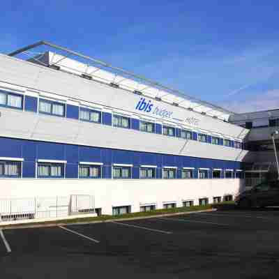 Ibis Budget Poitiers Site du Futuroscope Hotel Exterior