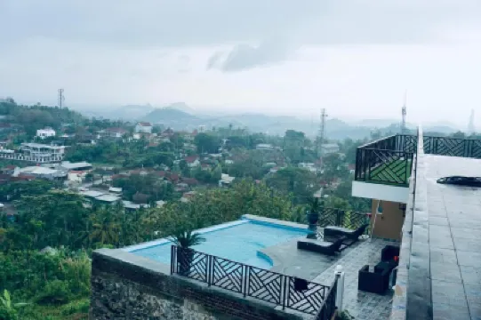 D’Viella Lampung โรงแรมใน