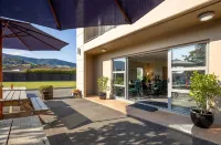Saxton Lodge Motel
