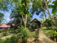 Jungle Hill Beach Bungalow