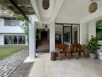 Akkaw Baler Hometel - Parkplatz