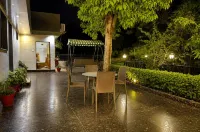 Hotel A One Luxury - Premium Stay Puri Beach - Haustierfreundliche