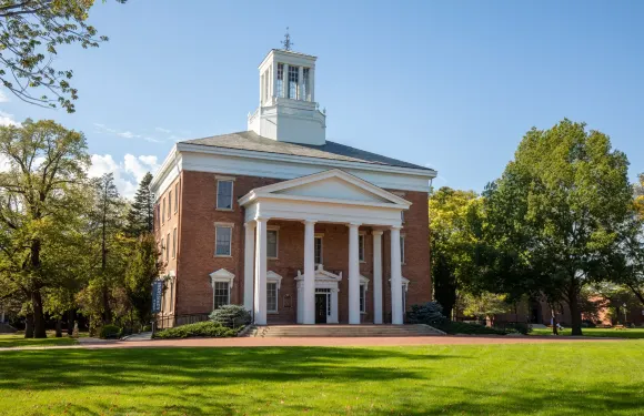 伯洛伊特智選假日套房酒店