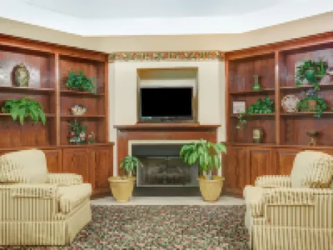 Days Inn by Wyndham Burlington East Hotels in Graham