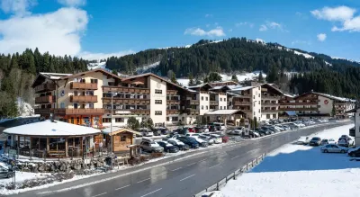 Lifthotel Aschaber Hotels in der Nähe von Pfarramt