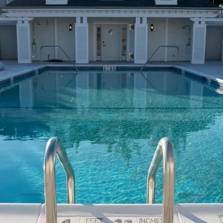 Canoe Place Inn & Cottages