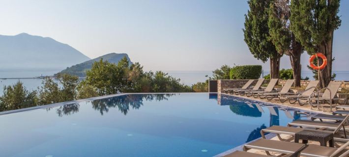 Avala Resort & Villas Hotels in Budva