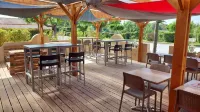 Logis hôtel Restaurant le Clos Saint Loup فنادق في Bram