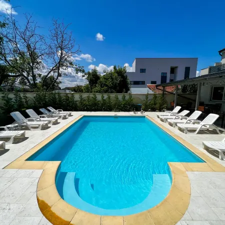 XO Residence