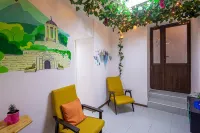 Vintazh Furnished Rooms Monument to Ostap Bender附近的飯店