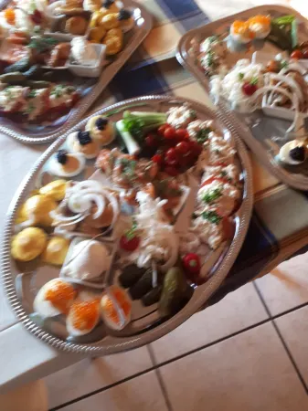 Hotel Restaurant Denis Отели в г. Мессерих